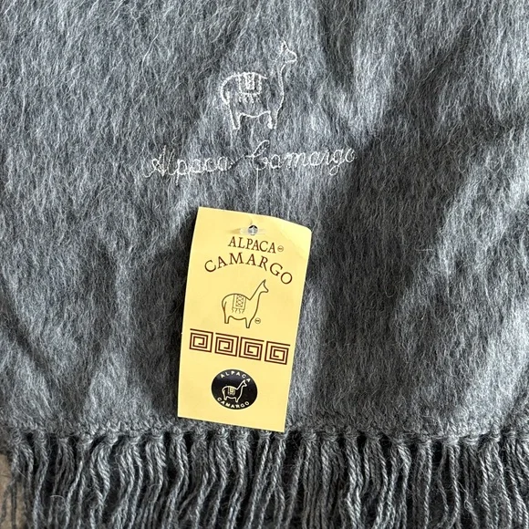 Alpaca Camargo Dark Gray Scarf - Picture 3 of 4